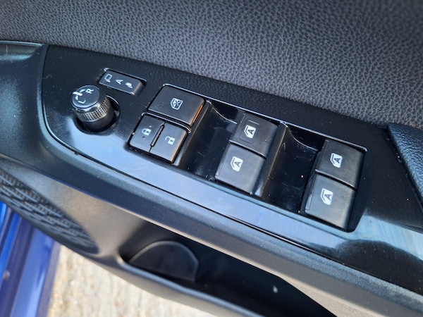 Used Toyota Prius 2016 for sale - 76285533: Photo 16
