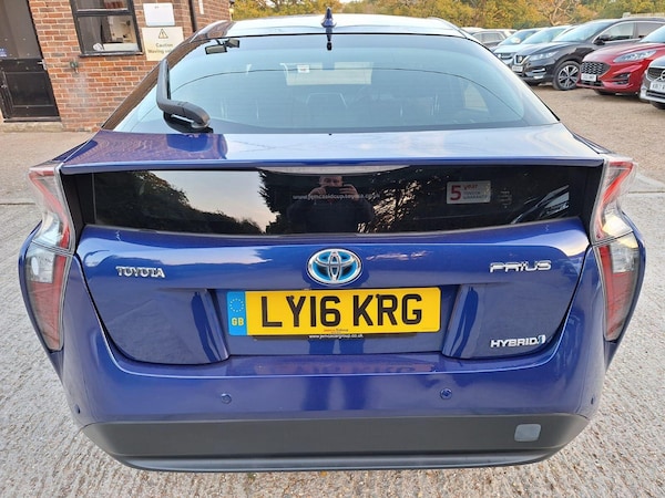 Used Toyota Prius 2016 for sale - 76285533: Photo 8