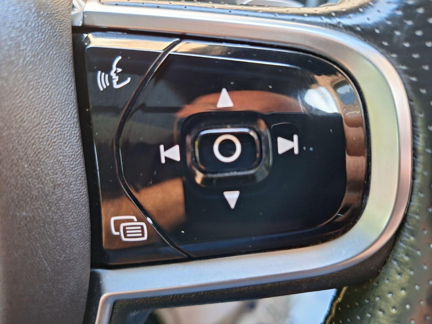 Used Volvo XC90 2016 for sale - 76022034: Photo 32