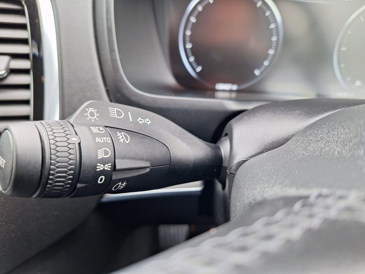 Used Volvo XC90 2017 for sale - 76501238: Photo 28