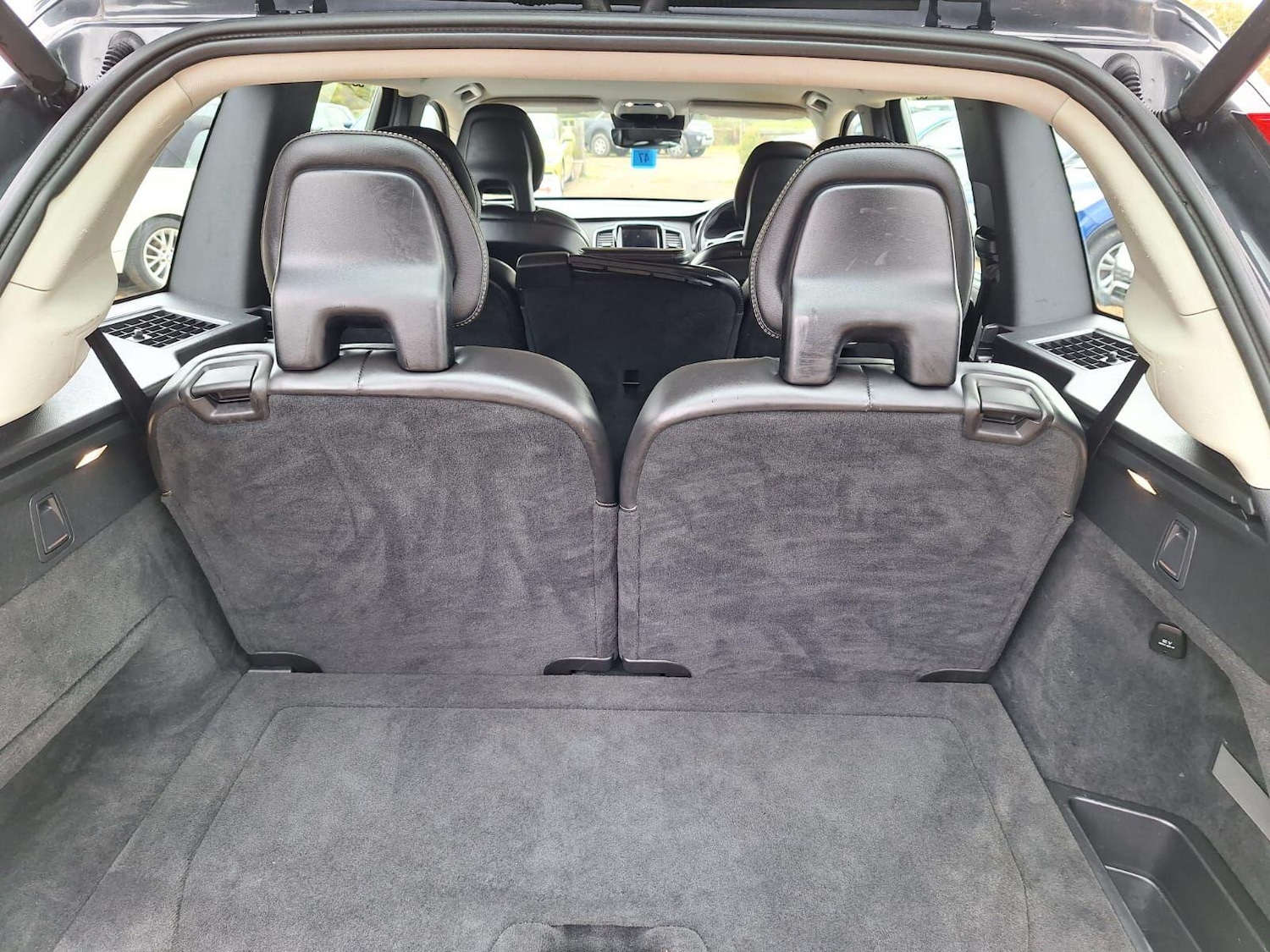 Used Volvo XC90 2017 for sale - 76501238: Photo 38