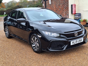 Used Honda Civic 2019 for sale - 76514674: Photo