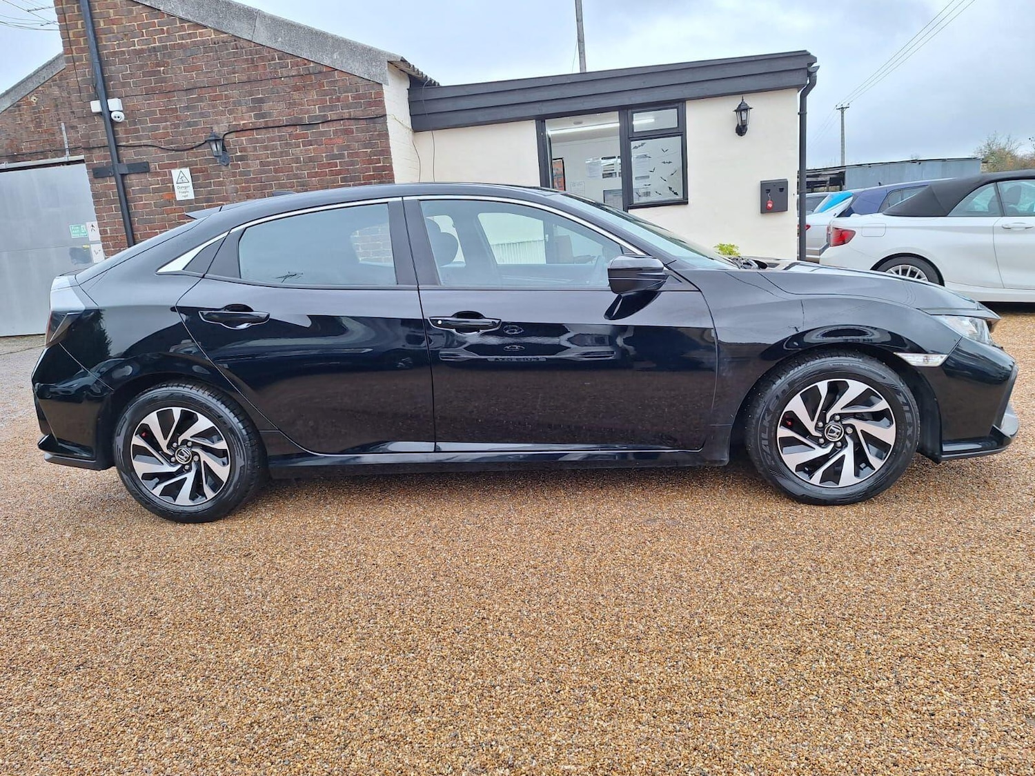 Used Honda Civic 2019 for sale - 76514674: Photo 6