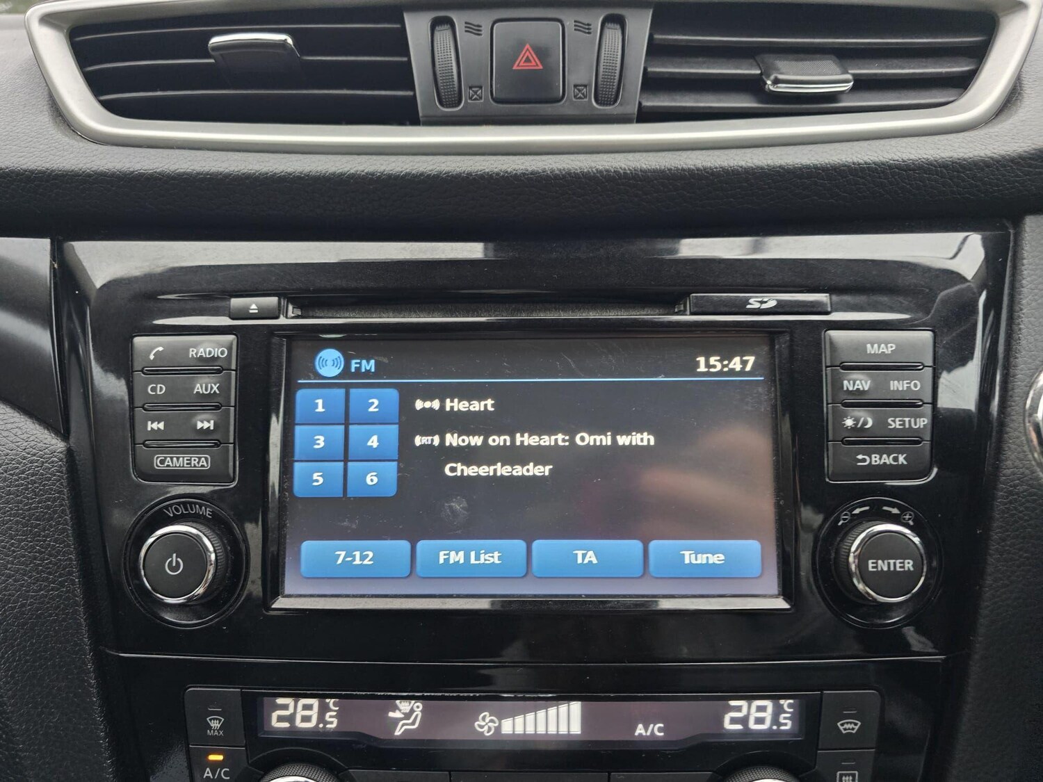 Used Nissan Qashqai 2014 for sale - 76318752: Photo 21