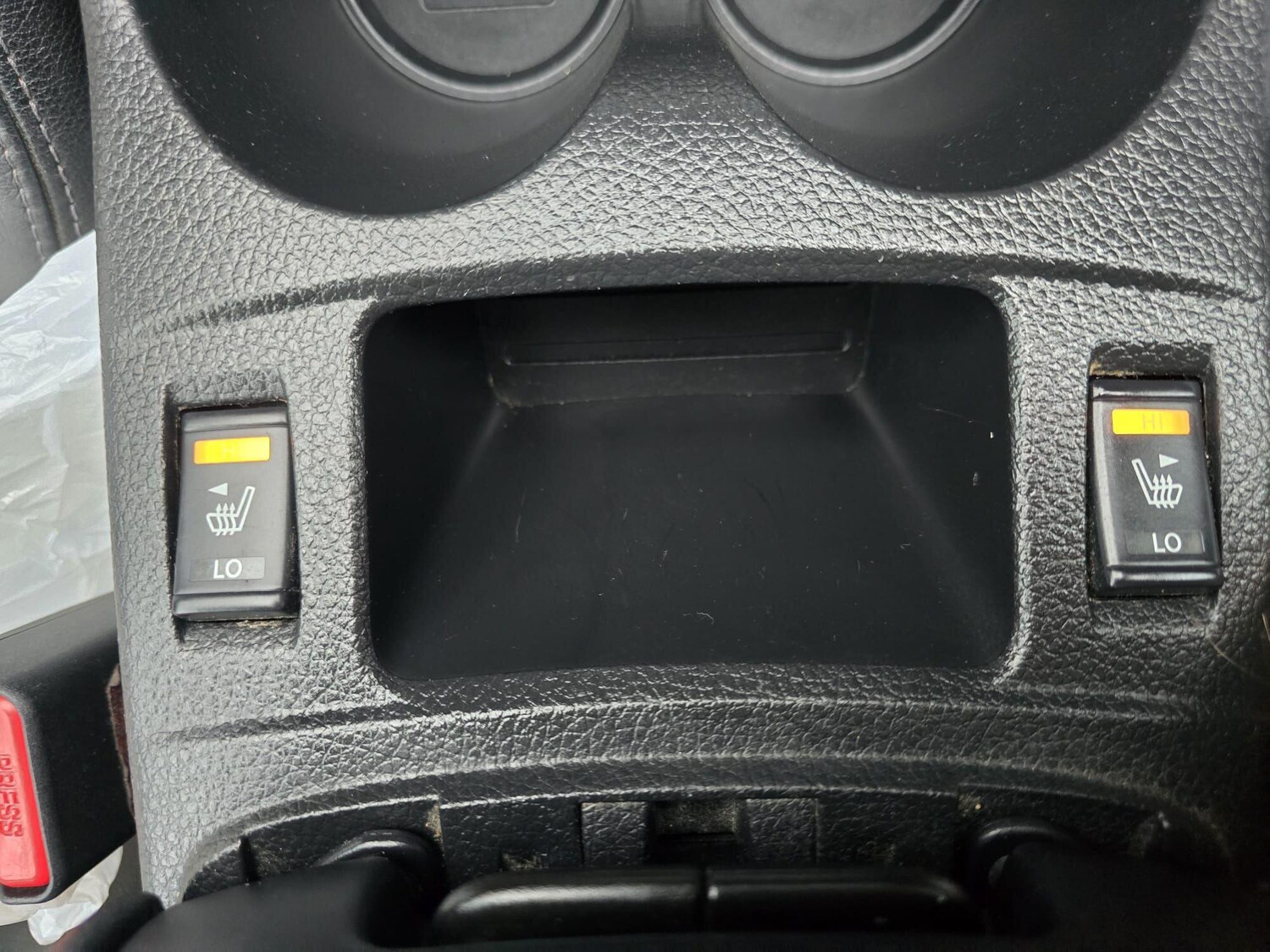 Used Nissan Qashqai 2014 for sale - 76318752: Photo 29