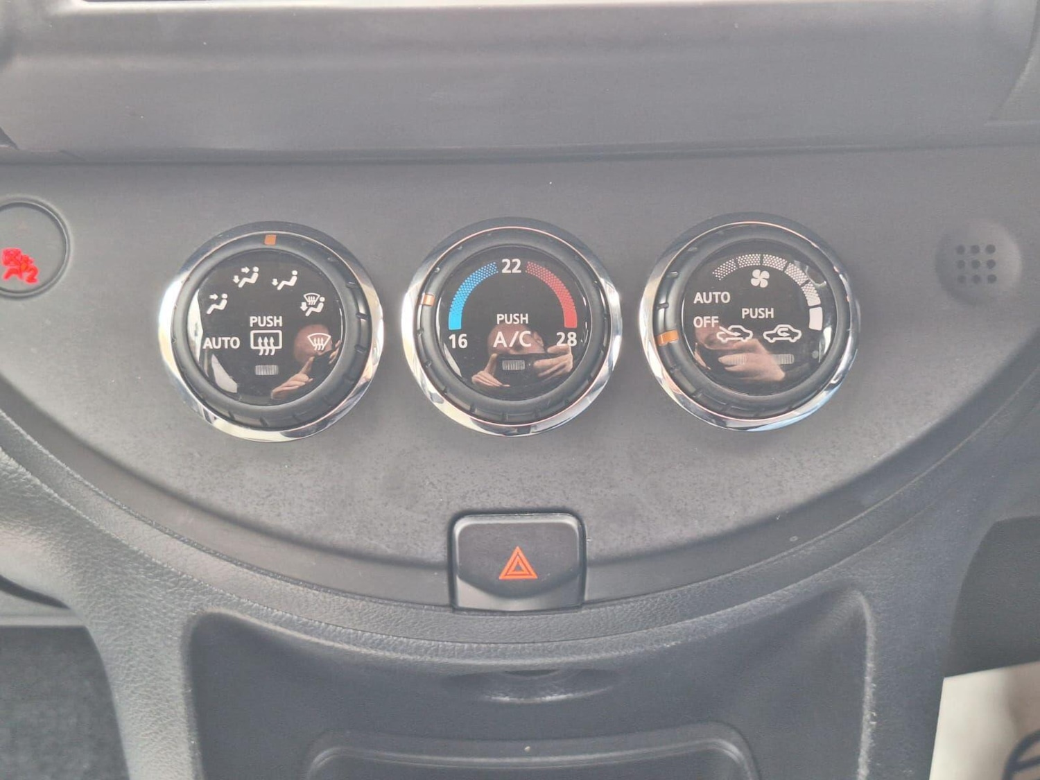 Used Nissan Note 2011 for sale - 76563582: Photo 43