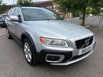 2011 - D5 [205] SE Lux 5dr Geartronic [Sat Nav]