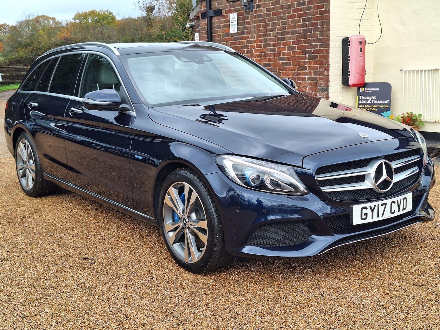 Used Mercedes-Benz C Class 2017 for sale - 76501228: Photo 1