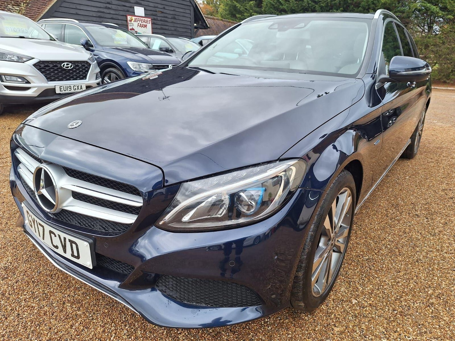 Used Mercedes-Benz C Class 2017 for sale - 76501228: Photo 3