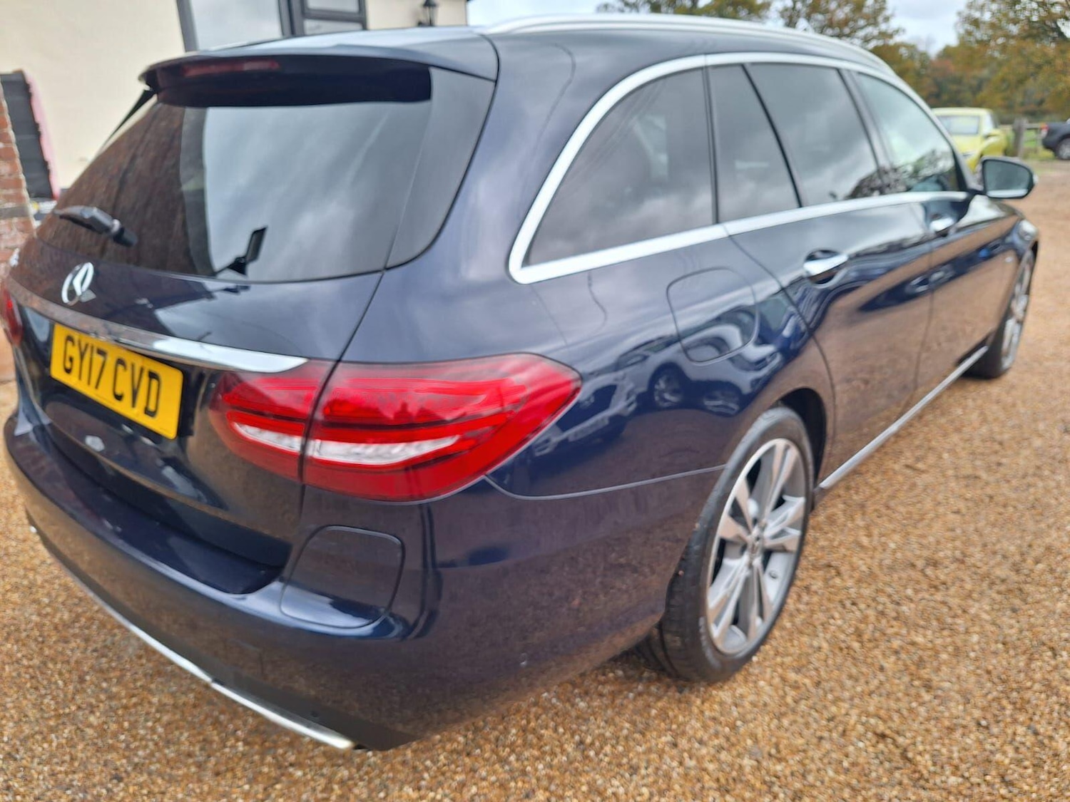 Used Mercedes-Benz C Class 2017 for sale - 76501228: Photo 8