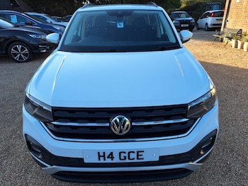 Used Volkswagen T-Cross 2020 for sale - 76229374: Photo