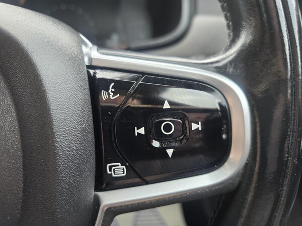 Used Volvo V90 Cross Country 2017 for sale - 75981893: Photo 21