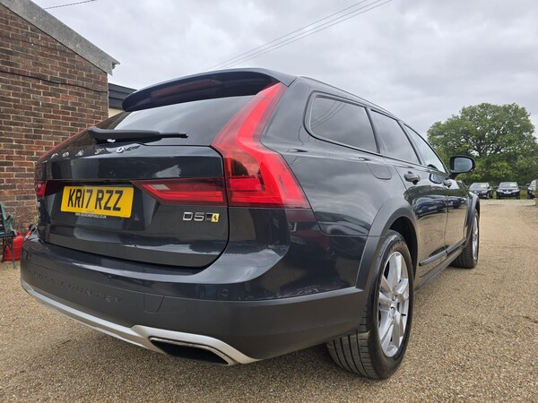 Used Volvo V90 Cross Country 2017 for sale - 75981893: Photo 7
