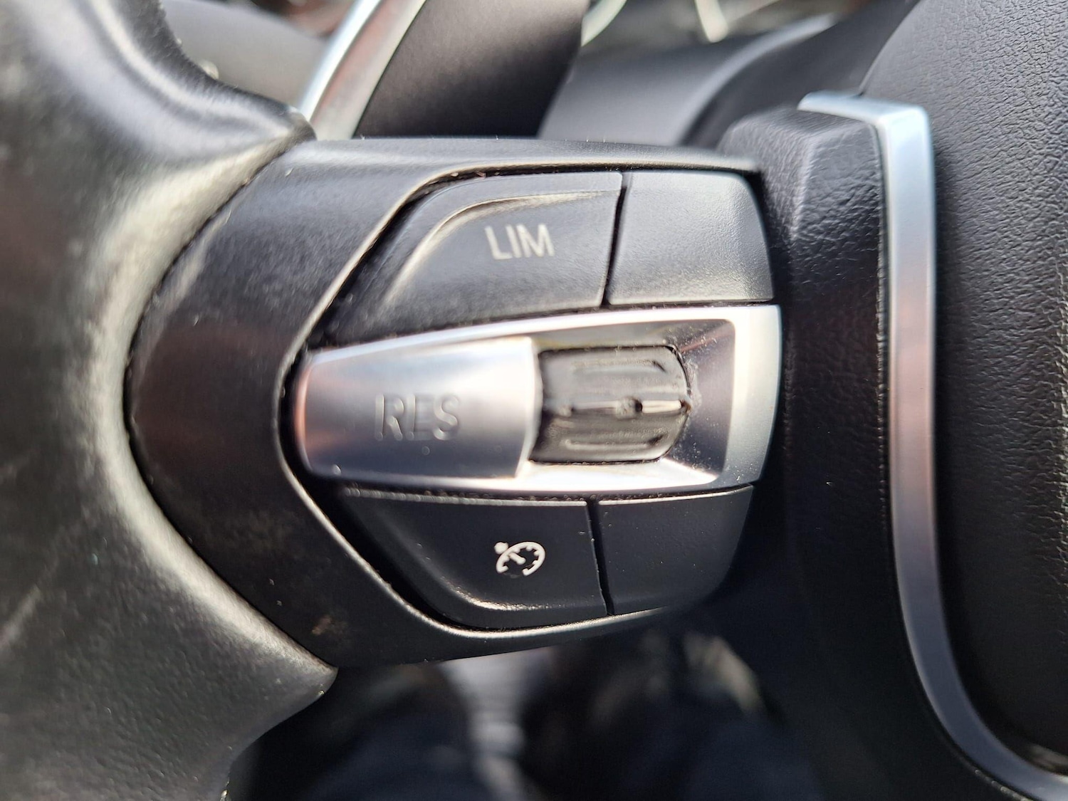 Used BMW 3 Series 2014 for sale - 76327999: Photo 39