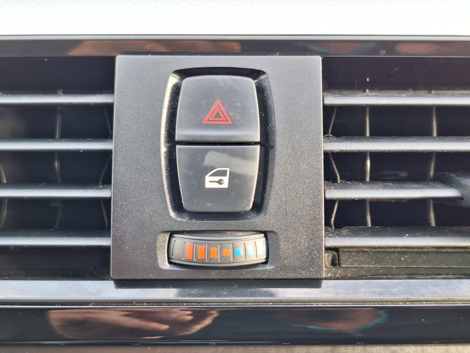 Used BMW 3 Series 2014 for sale - 76327999: Photo 45