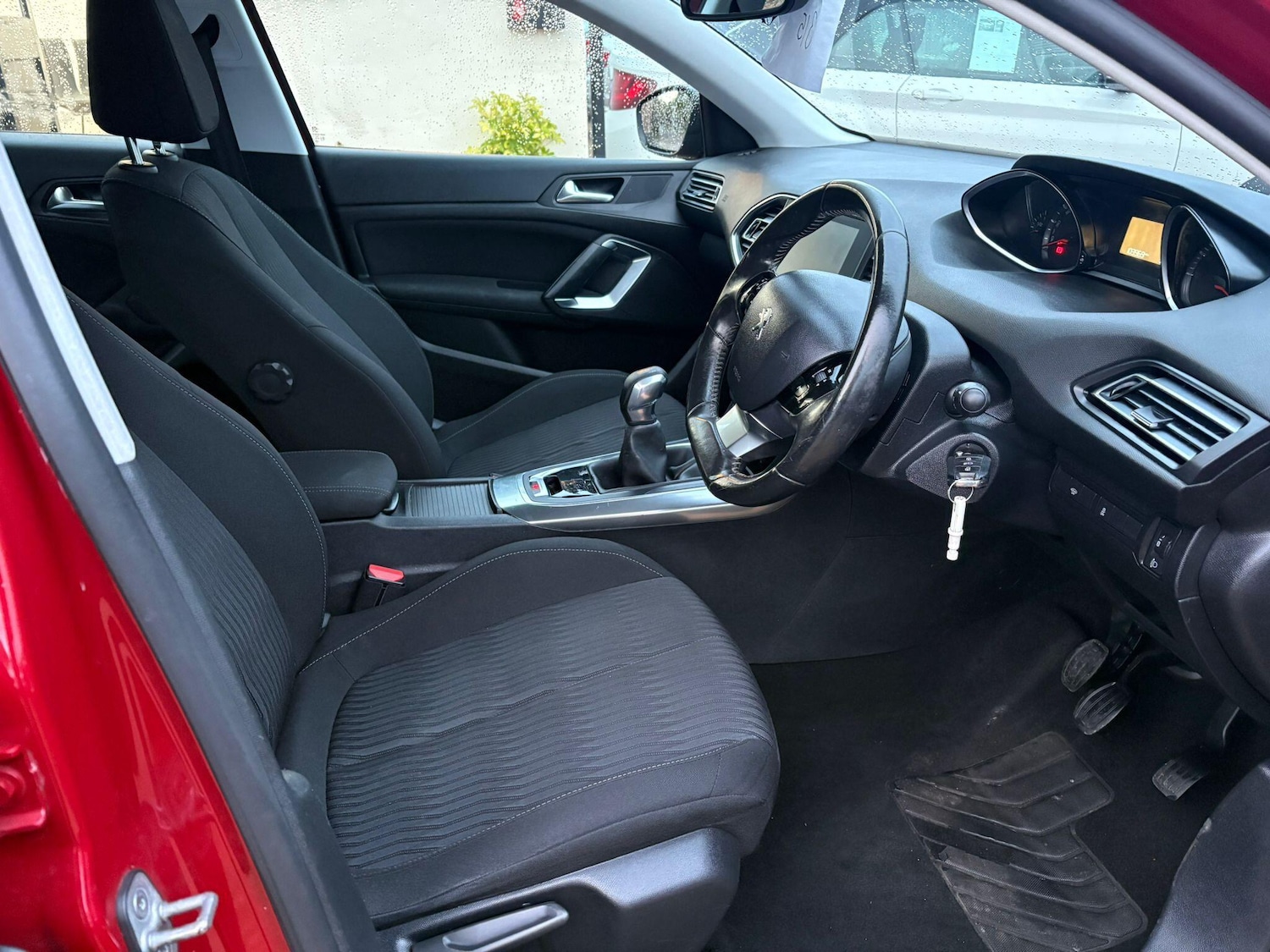 Used Peugeot 308 2014 for sale - 76338683: Photo 10