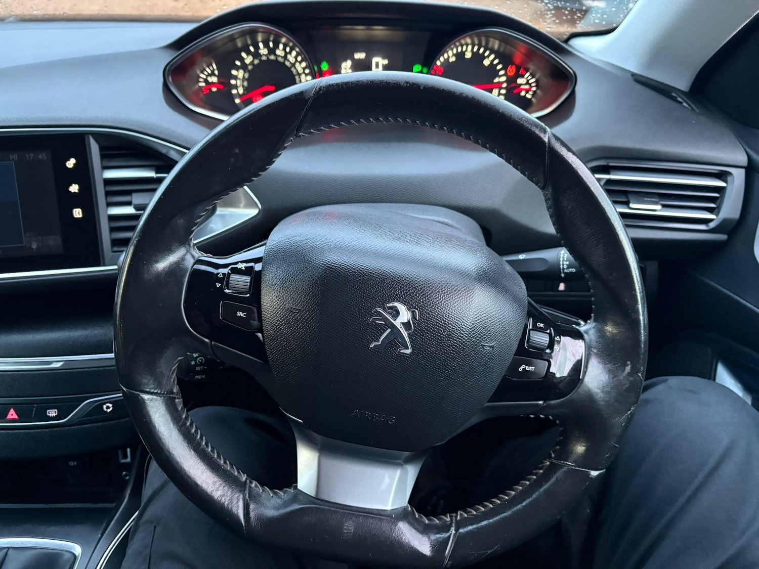 Used Peugeot 308 2014 for sale - 76338683: Photo 16