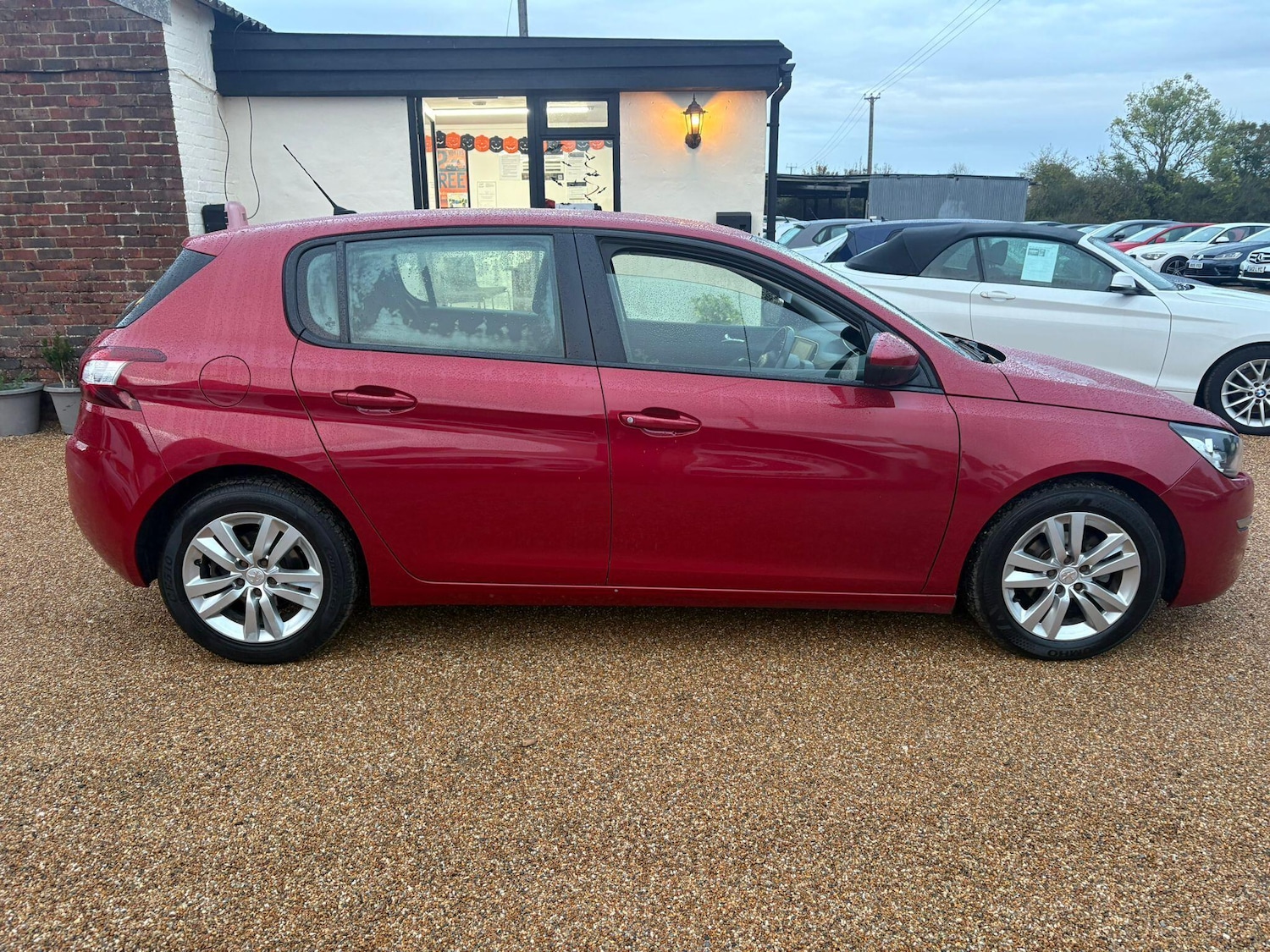 Used Peugeot 308 2014 for sale - 76338683: Photo 8