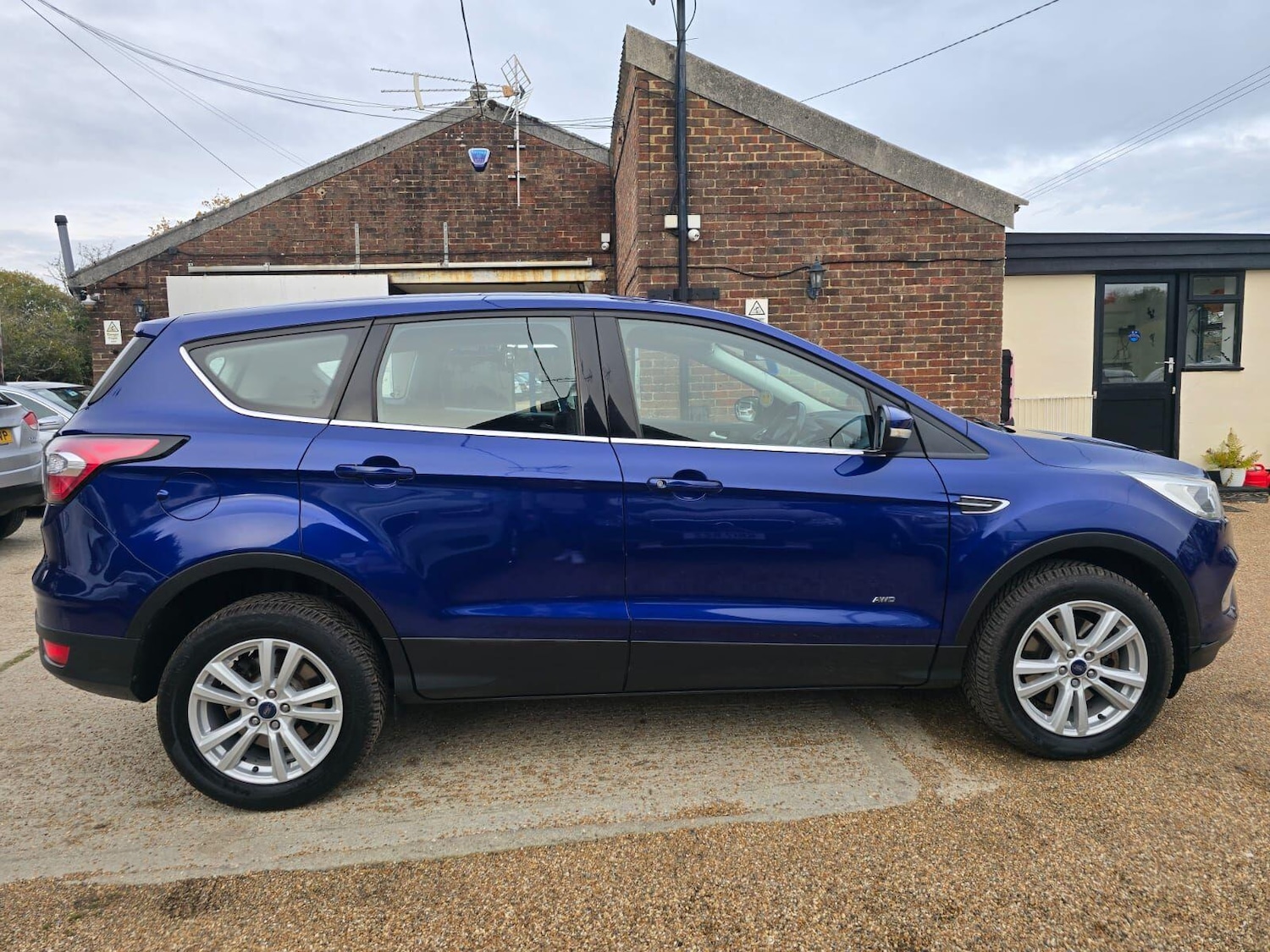 Used Ford Kuga 2017 for sale - 76420256: Photo 4