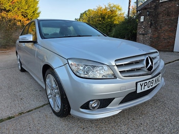 Used Mercedes-Benz C-Class 2009 for sale - 75981889: Photo