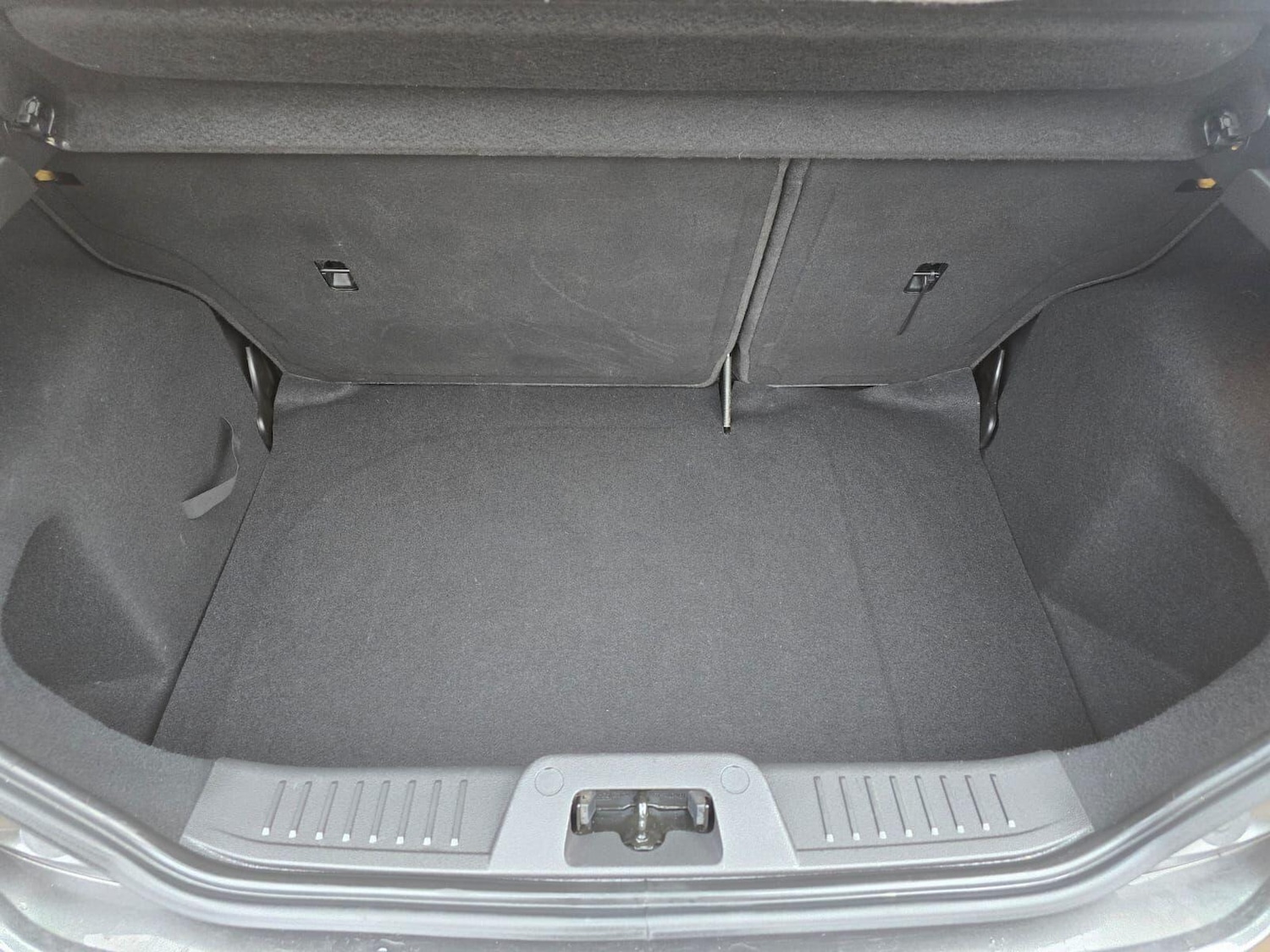 Used Ford Fiesta 2017 for sale - 76593561: Photo 11