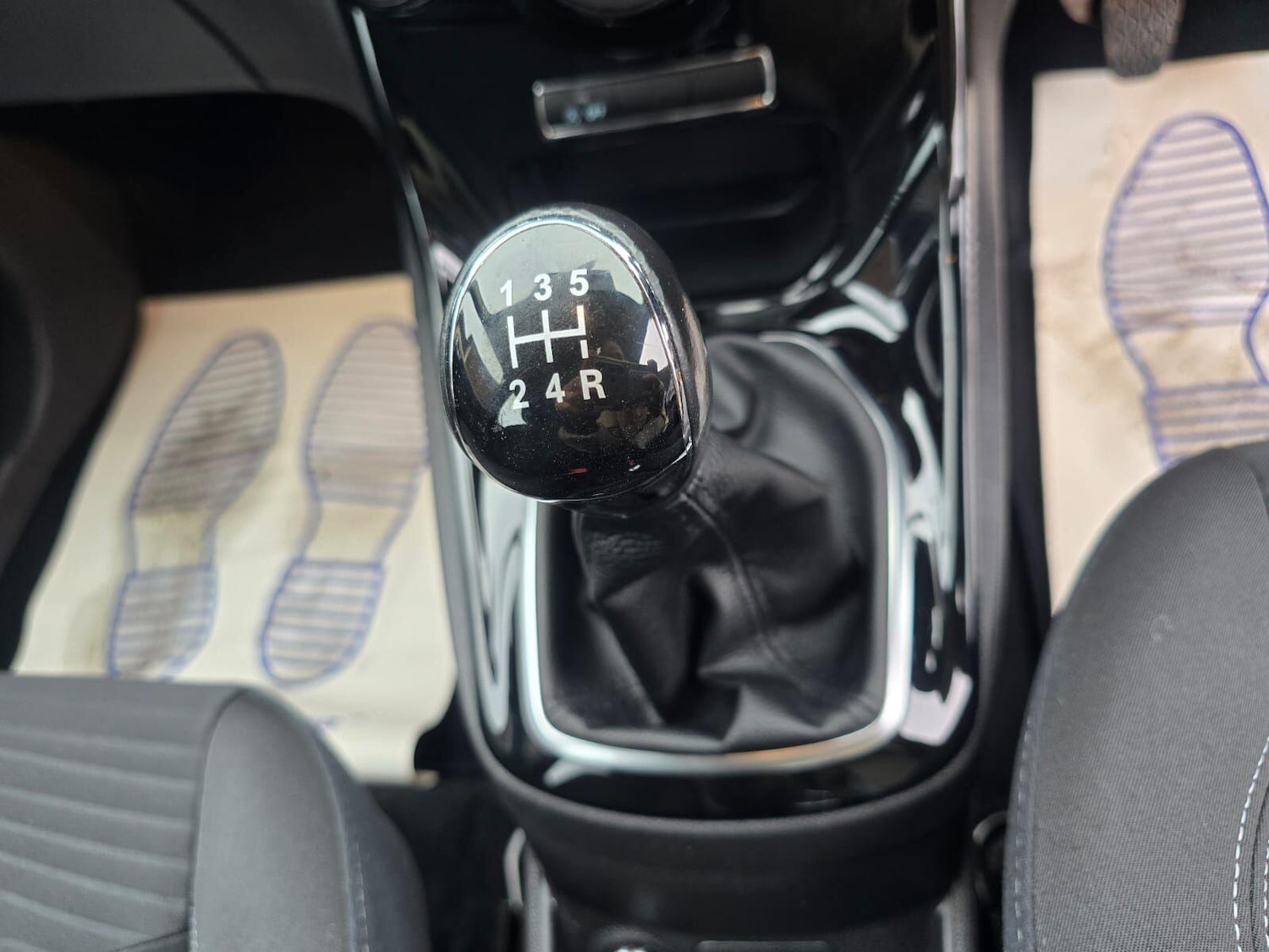 Used Ford Fiesta 2017 for sale - 76593561: Photo 28