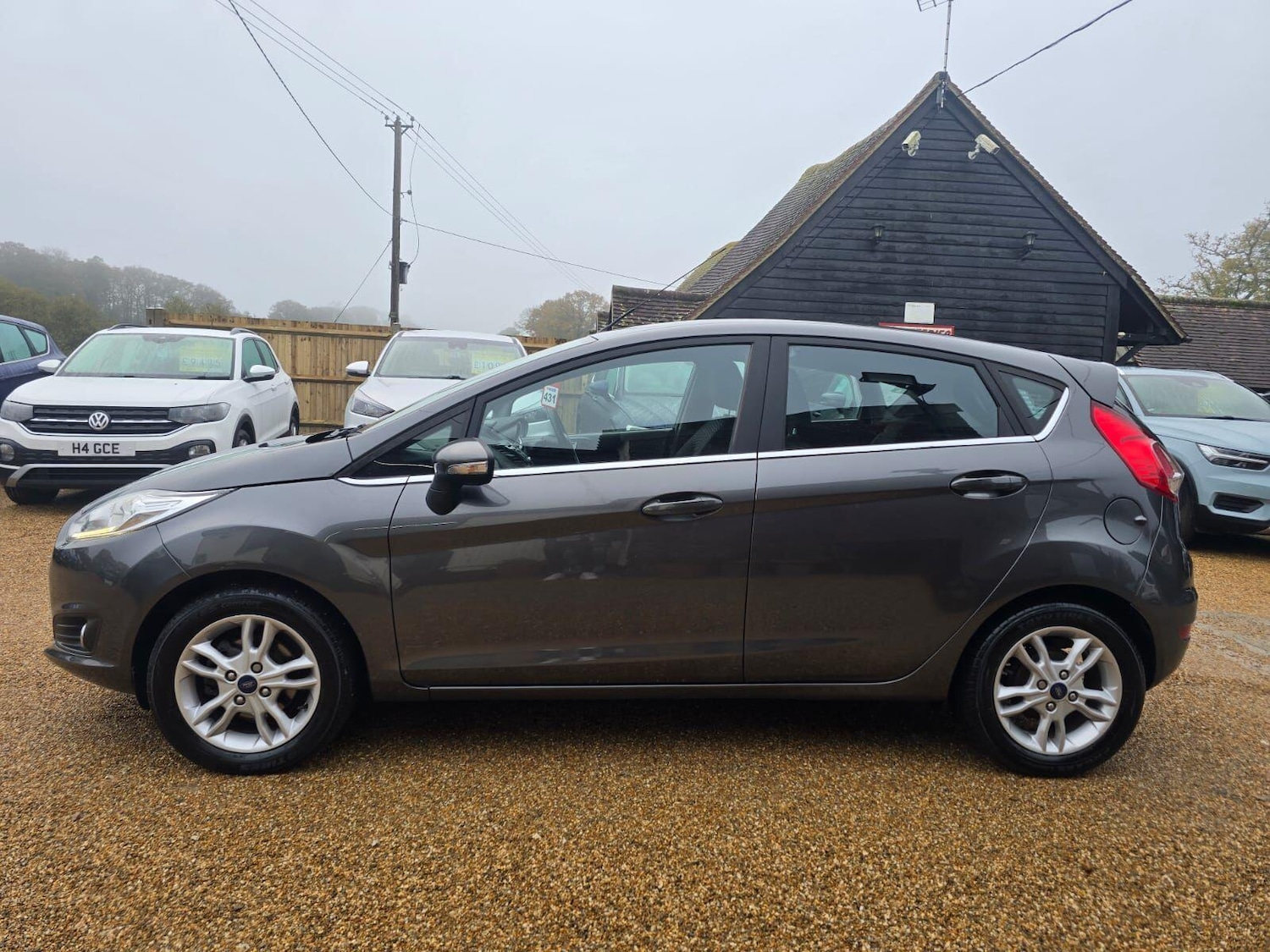 Used Ford Fiesta 2017 for sale - 76593561: Photo 7