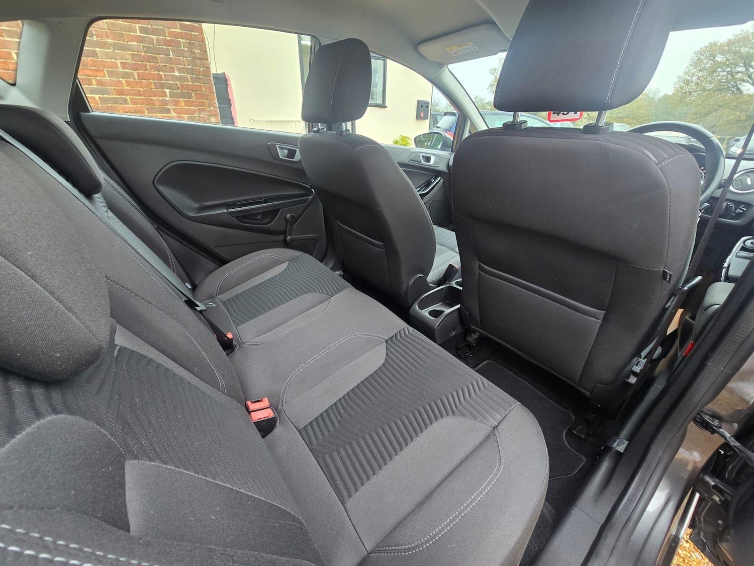 Used Ford Fiesta 2017 for sale - 76593561: Photo 9