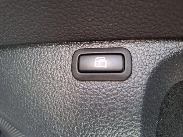 Used Volkswagen Golf 2016 for sale - 76229385: Photo 20