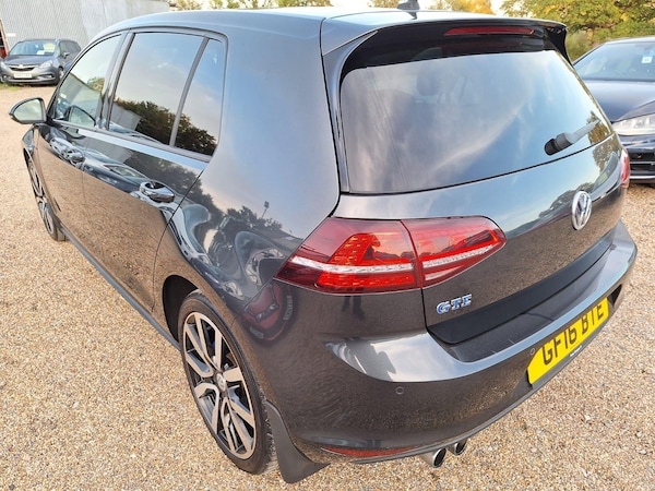 Used Volkswagen Golf 2016 for sale - 76229385: Photo 8