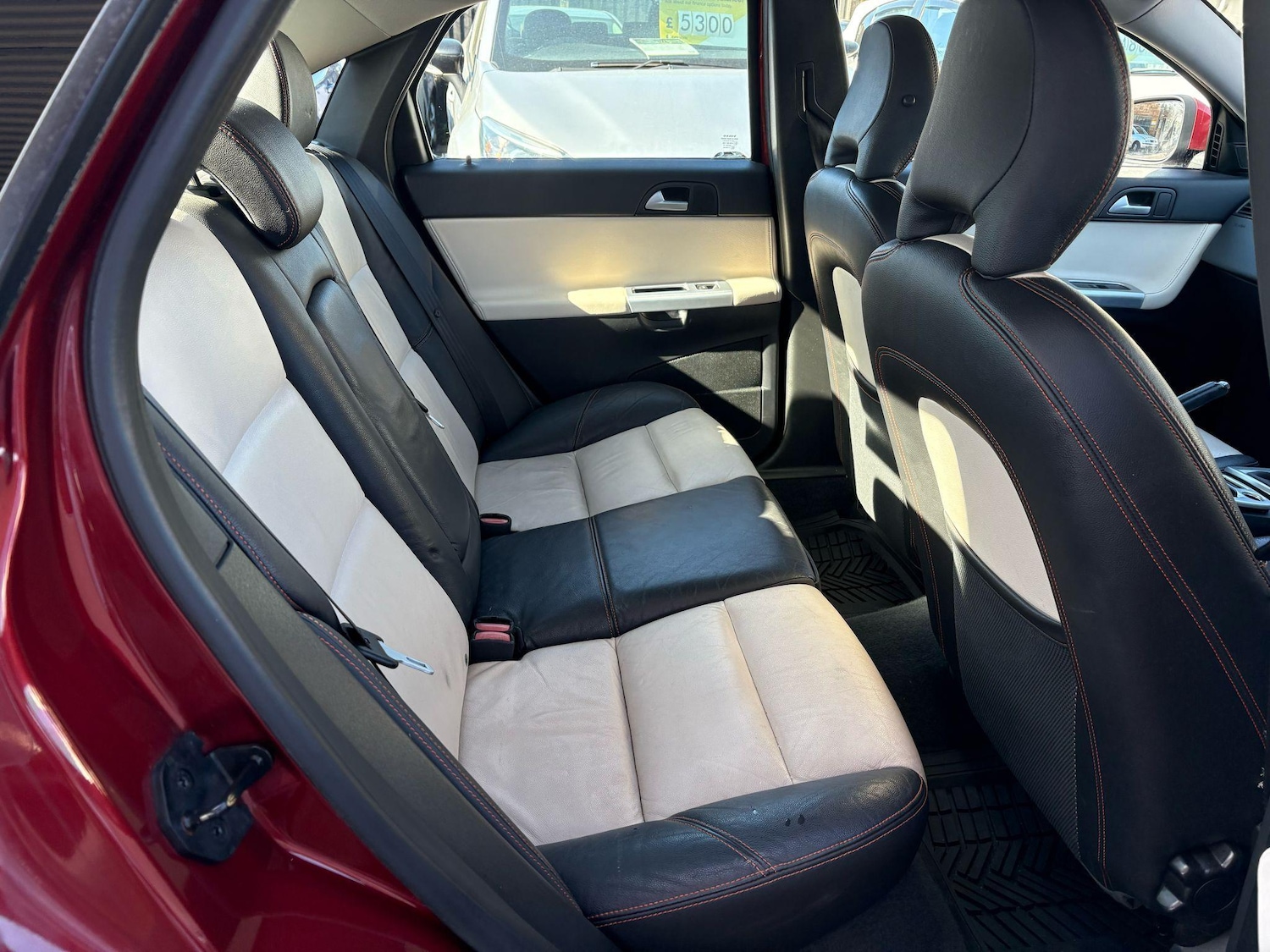 Used Volvo S40 2011 for sale - 75981899: Photo 11