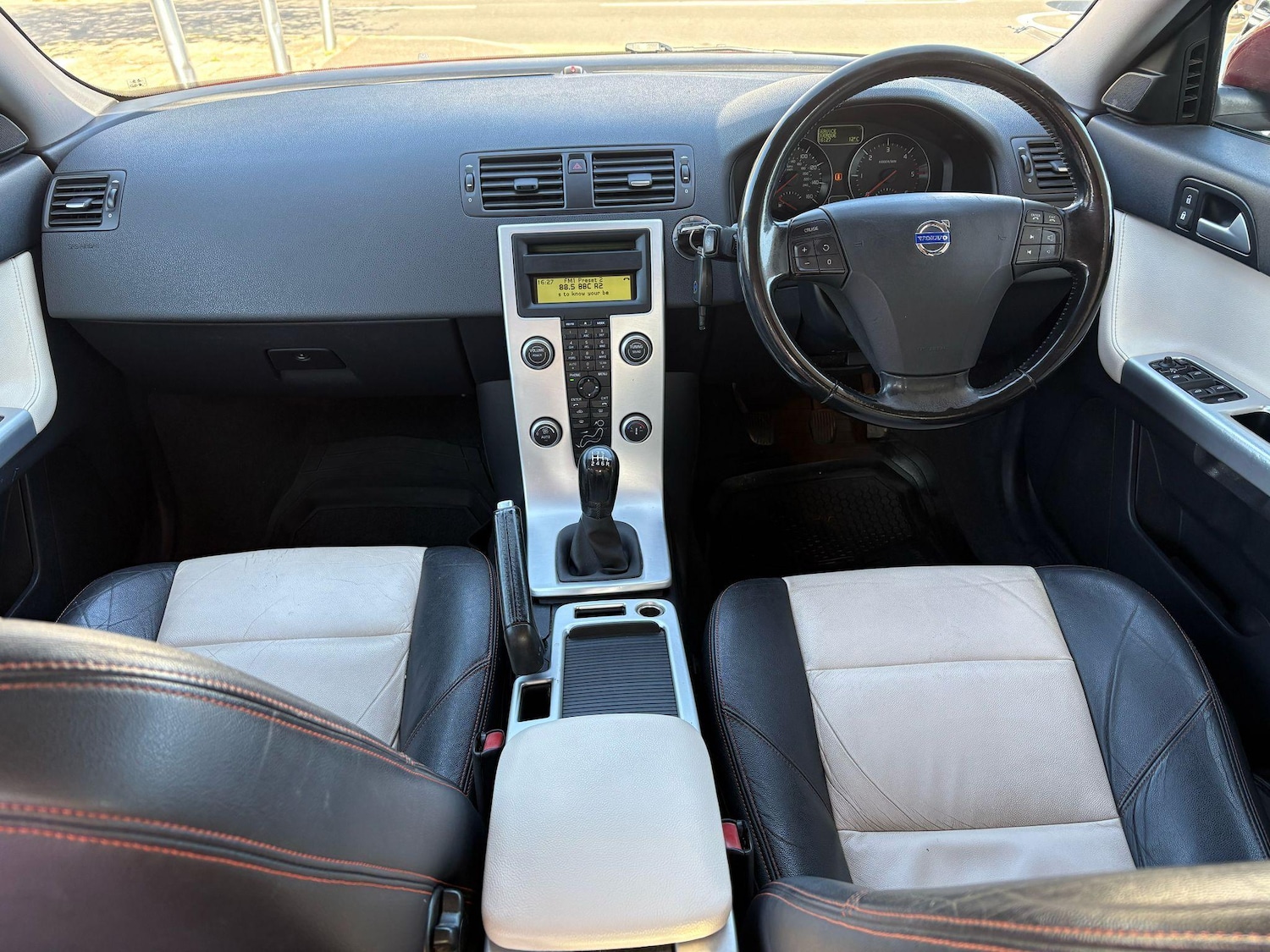 Used Volvo S40 2011 for sale - 75981899: Photo 14