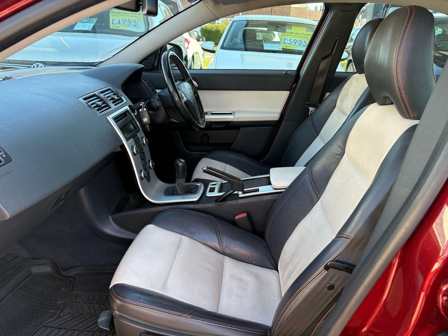 Used Volvo S40 2011 for sale - 75981899: Photo 15