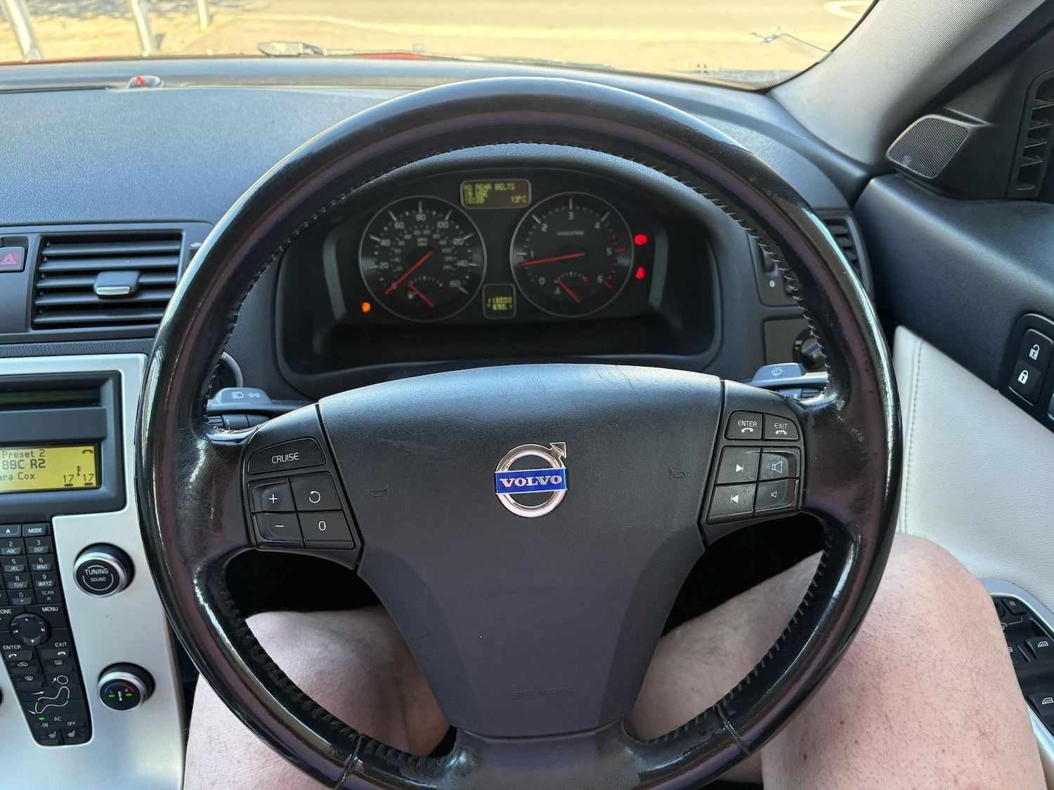 Used Volvo S40 2011 for sale - 75981899: Photo 19
