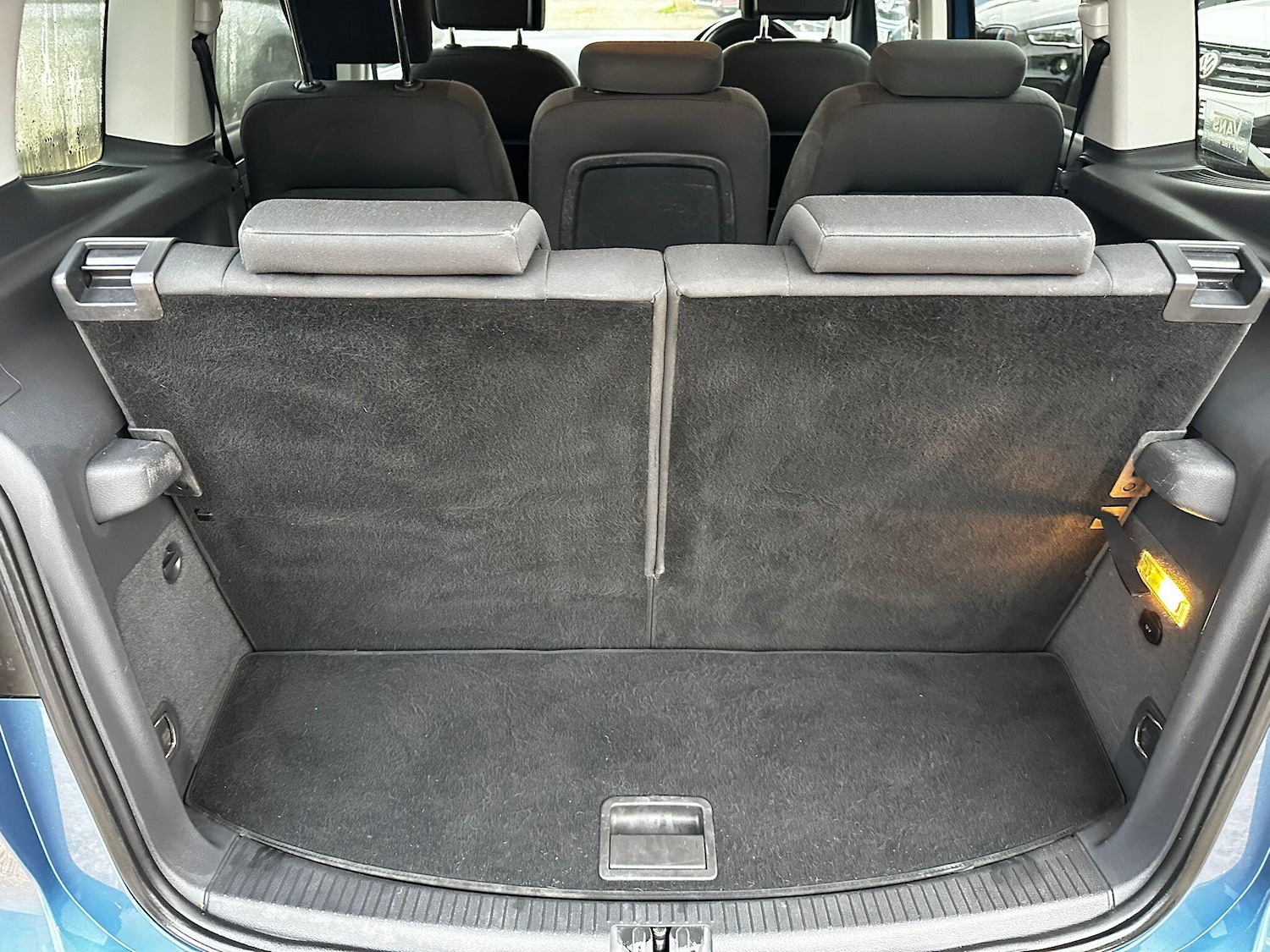 Used Volkswagen Touran 2015 for sale - 76420257: Photo 18