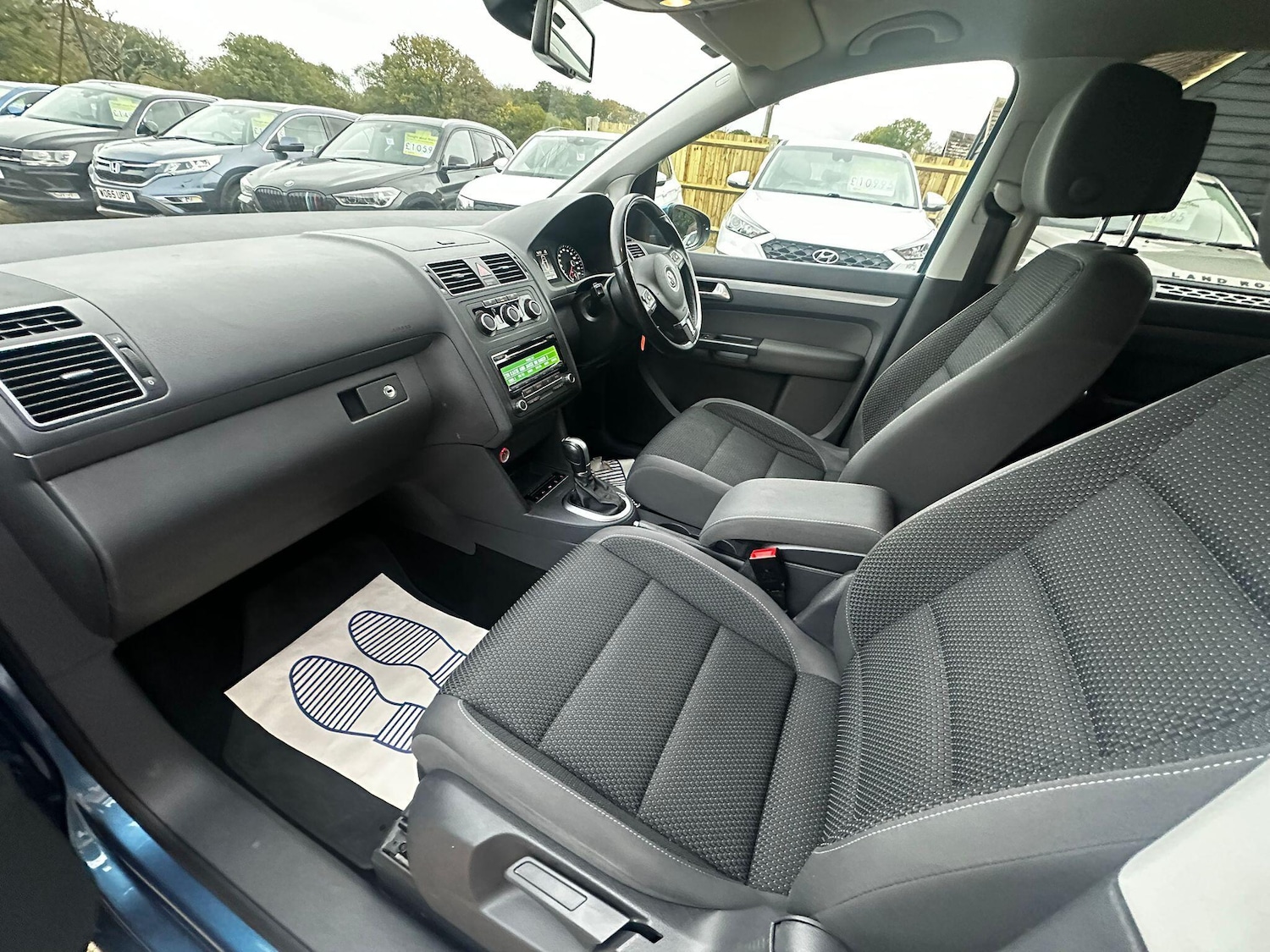 Used Volkswagen Touran 2015 for sale - 76420257: Photo 19