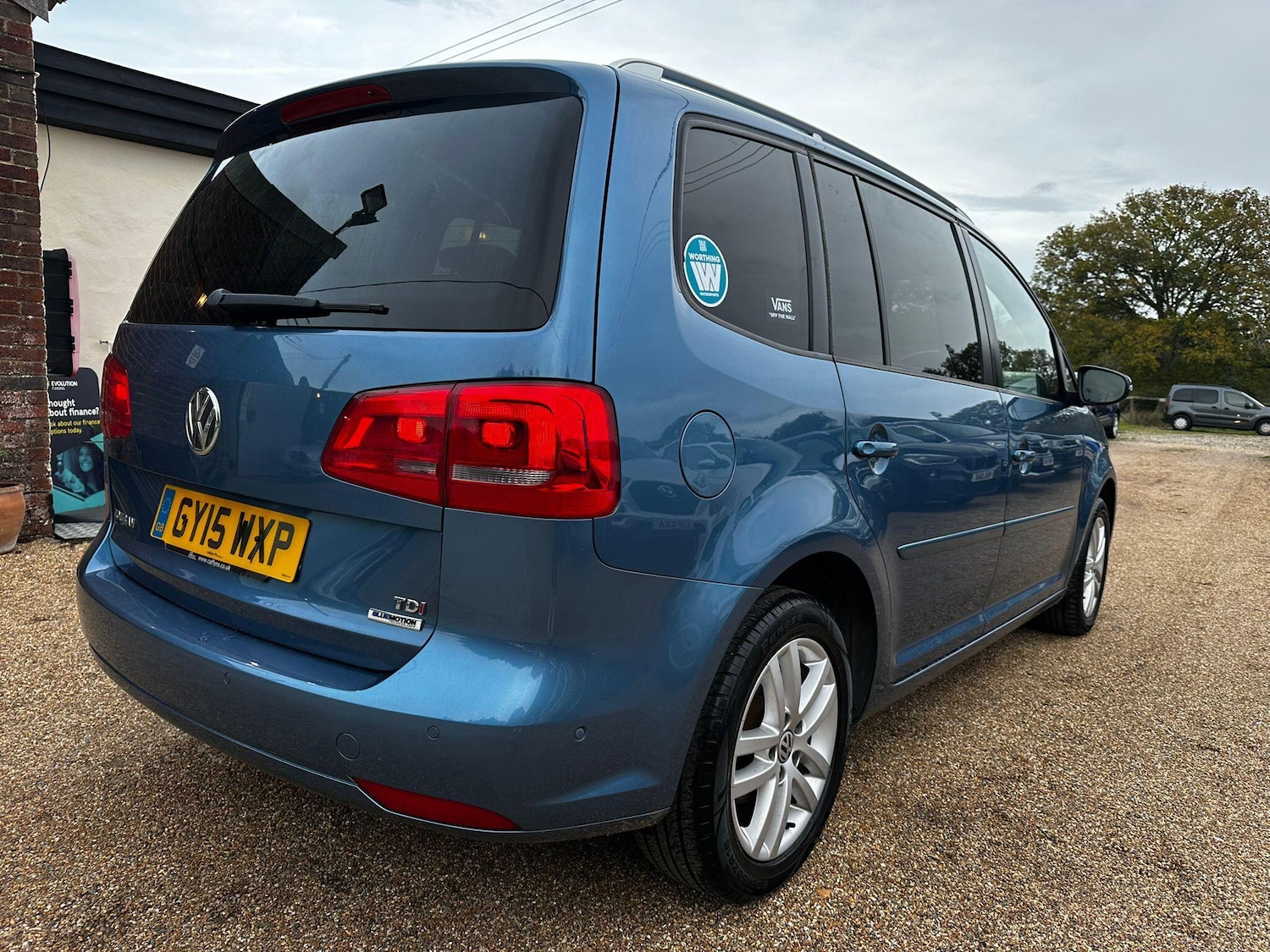 Used Volkswagen Touran 2015 for sale - 76420257: Photo 7