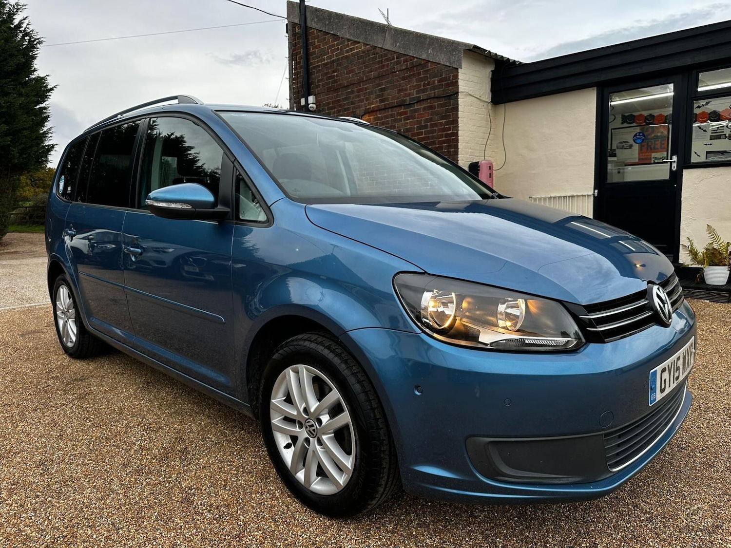Used Volkswagen Touran 2015 for sale - 76420257: Photo 9