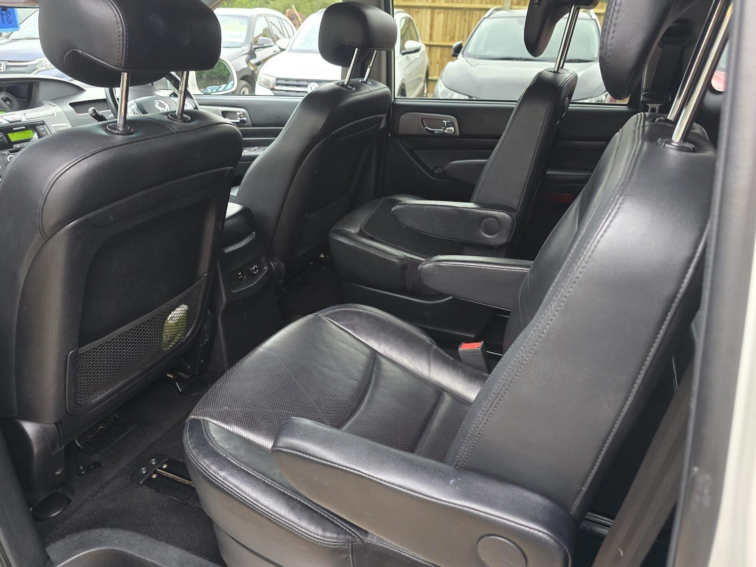 Used Ssangyong Turismo 2017 for sale - 76271840: Photo 12