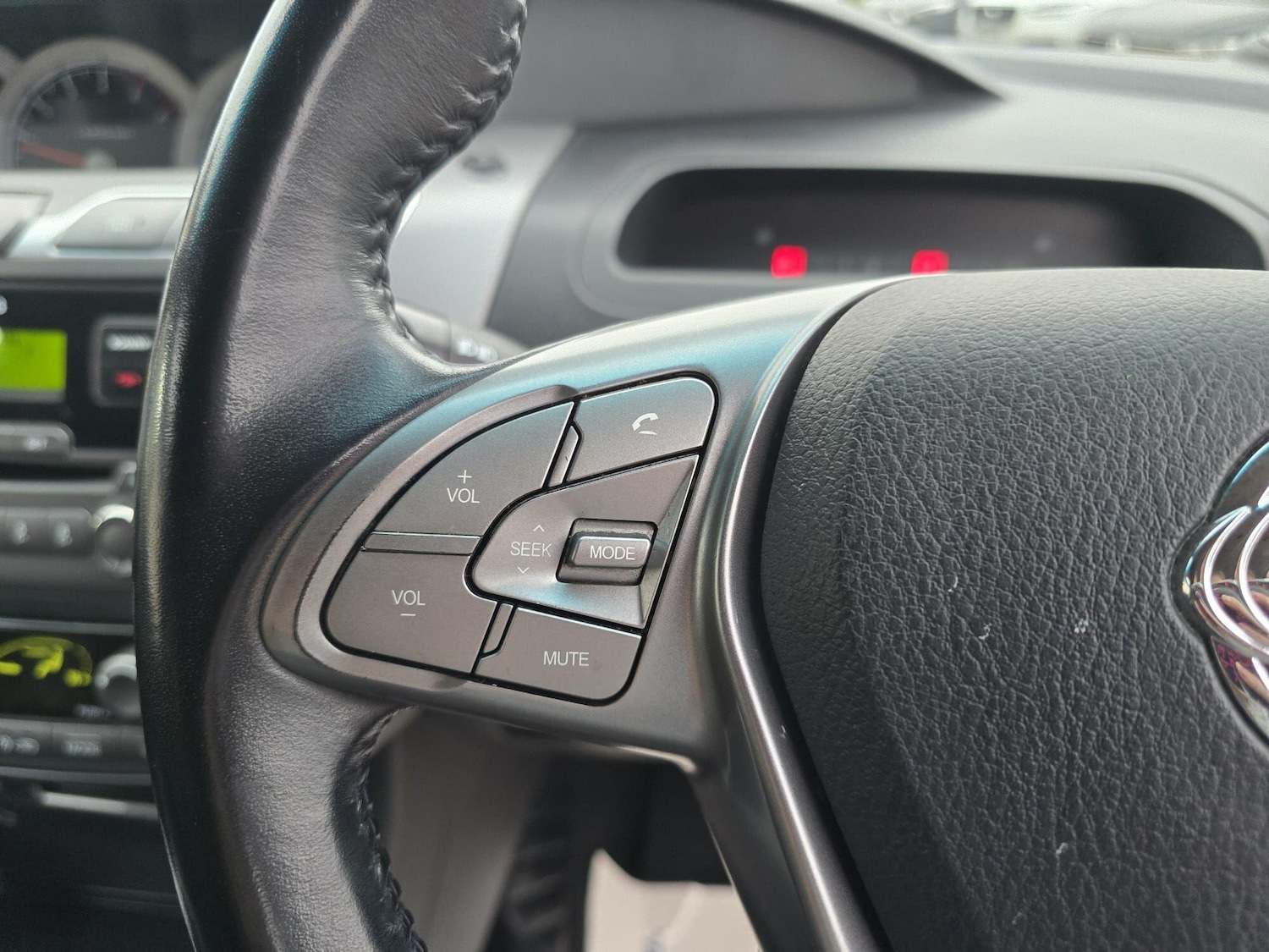Used Ssangyong Turismo 2017 for sale - 76271840: Photo 22