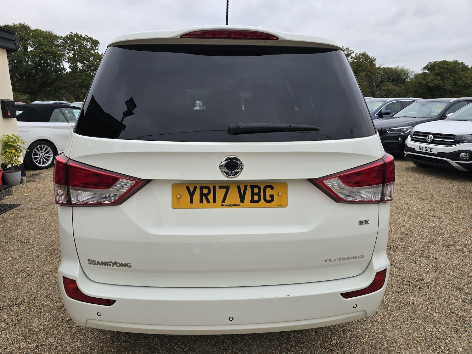 Used Ssangyong Turismo 2017 for sale - 76271840: Photo 5