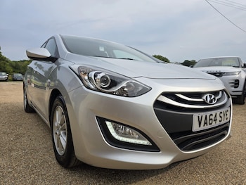 Used Hyundai i30 2015 for sale - 75981852: Photo