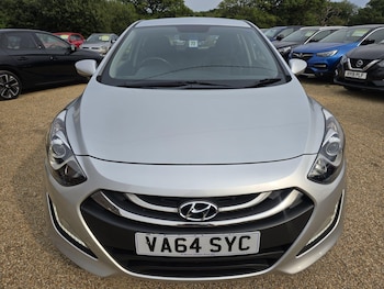 Used Hyundai i30 2015 for sale - 75981852: Photo