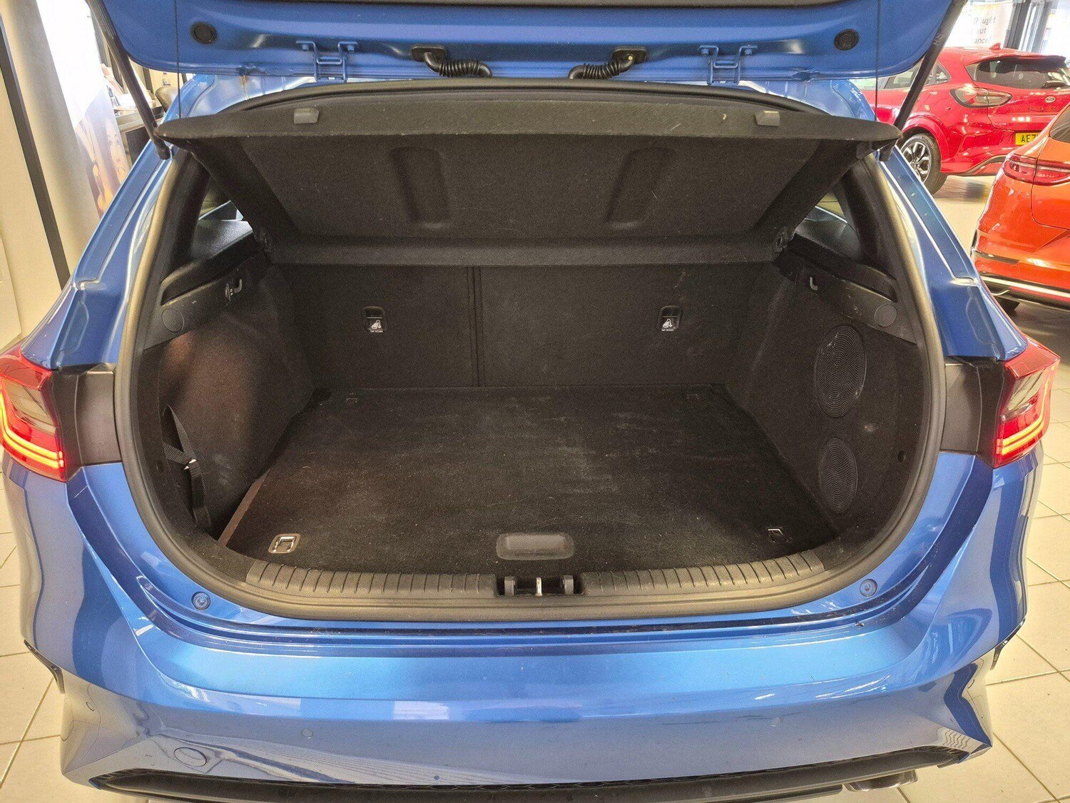 Used Kia Ceed 2018 for sale - 76528838: Photo 9