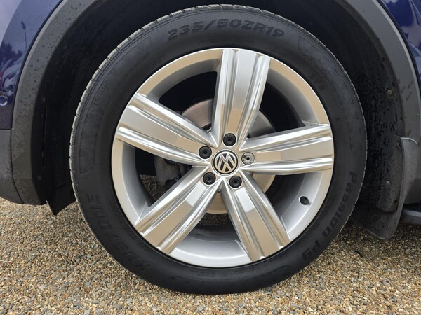 Used Volkswagen Tiguan 2020 for sale - 76315767: Photo 36