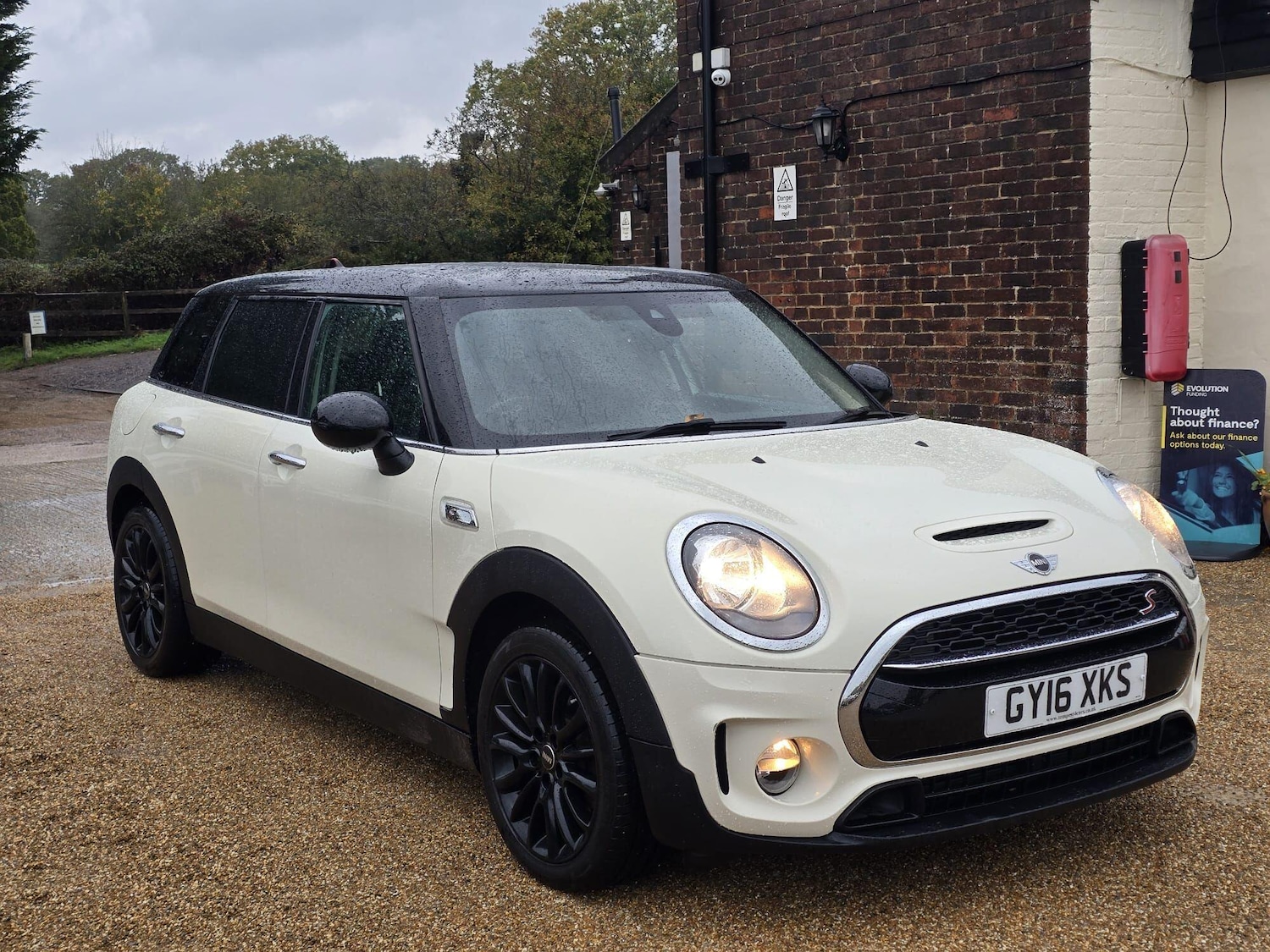 Used MINI Clubman 2016 for sale - 76318751: Photo 1