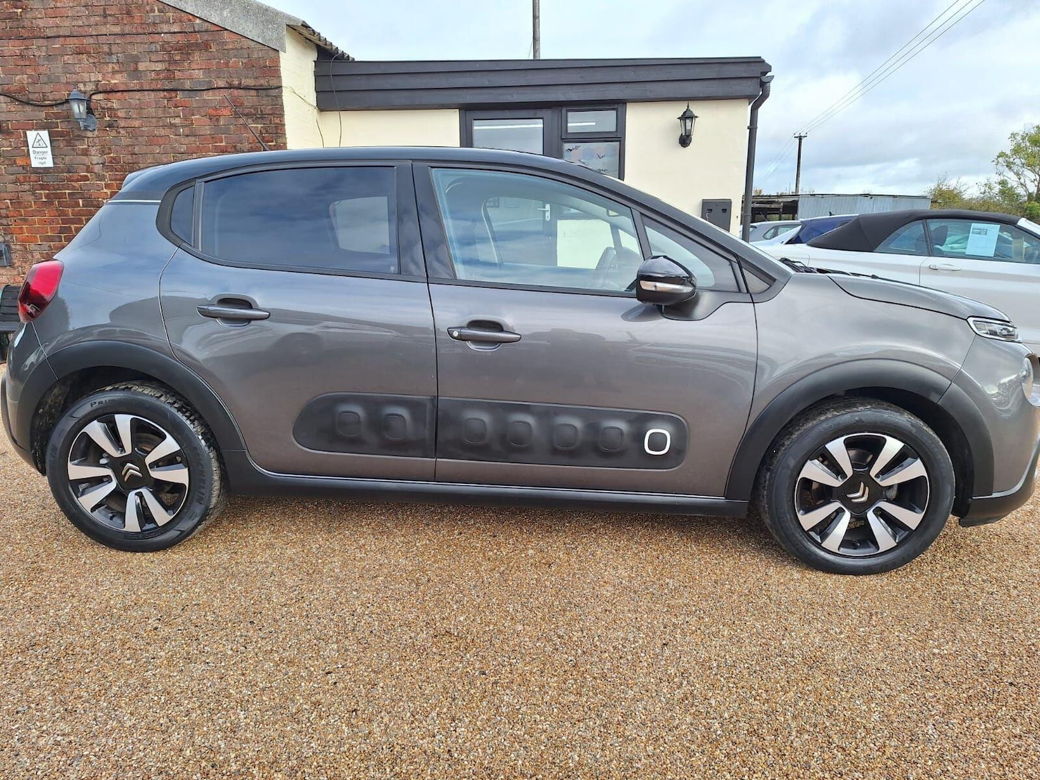 Used Citroen C3 2019 for sale - 76338687: Photo 5