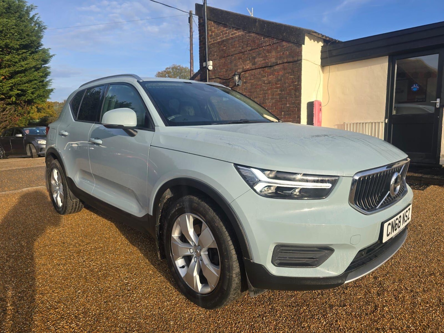 Used Volvo XC40 2018 for sale - 76420266: Photo 1