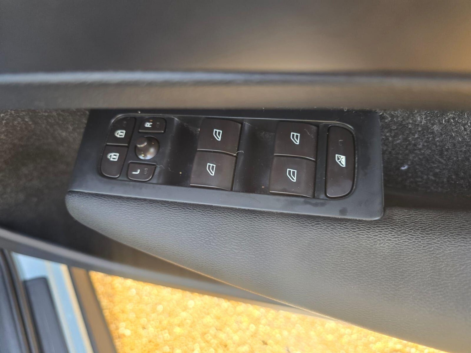 Used Volvo XC40 2018 for sale - 76420266: Photo 16