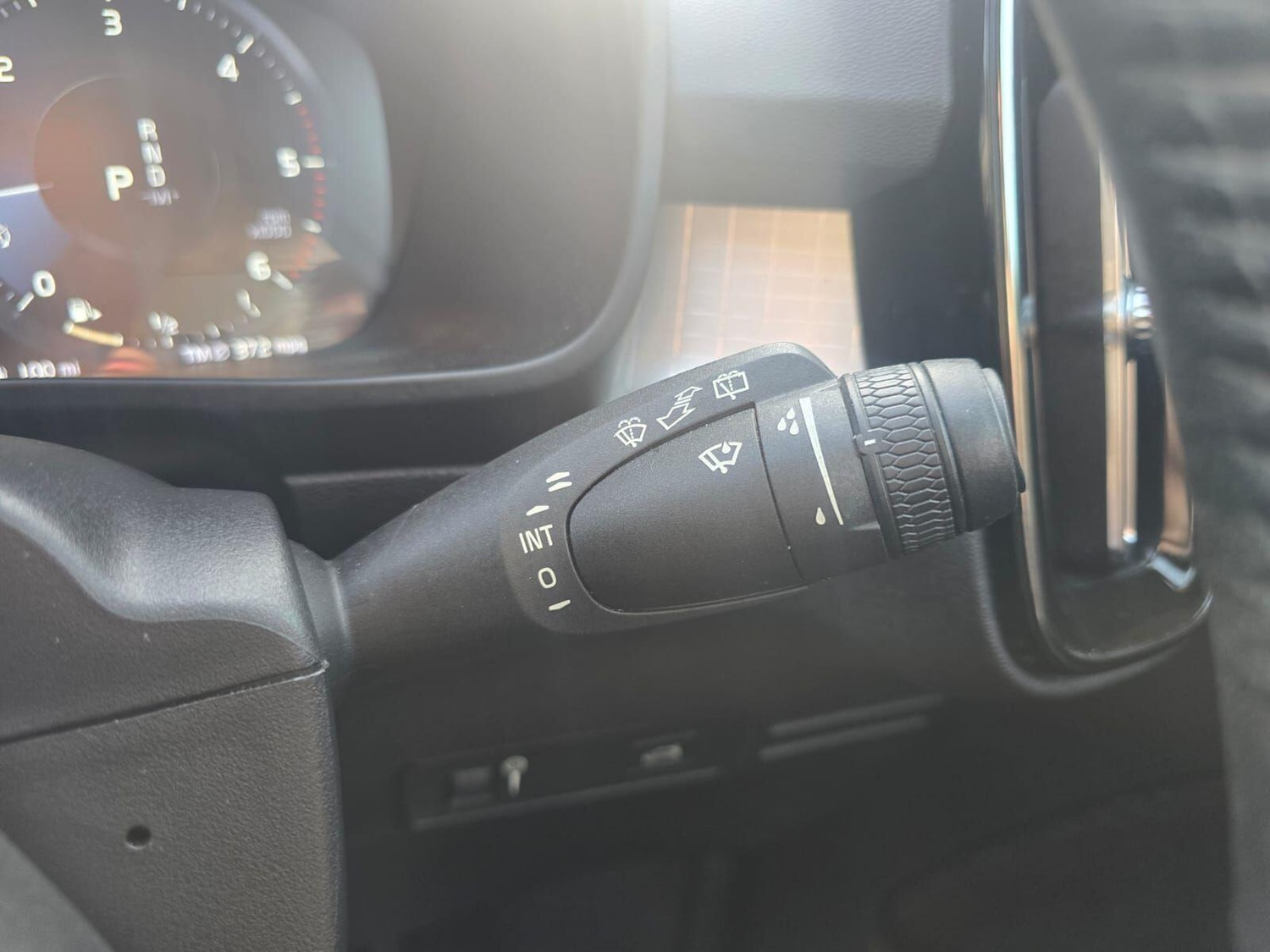 Used Volvo XC40 2018 for sale - 76420266: Photo 18